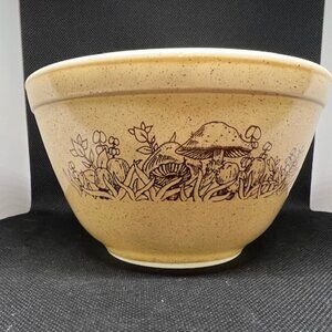 🍄 Vintage Pyrex 401 Mixing Bowl – Mushroom Speckled Tan Brown – 1.5 Pint